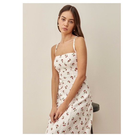 Rai Linen Dress in Cherry Pit - Picture 3 of 6